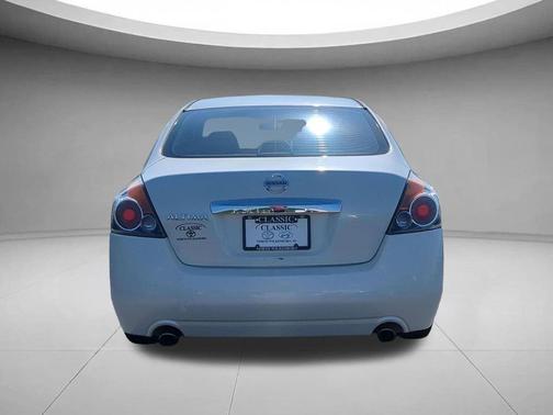 Winter Frost Pearl 2011 Nissan Altima 2.5