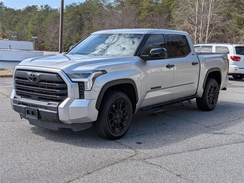 2022 Toyota Tundra SR5