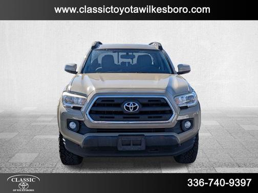 2016 Toyota Tacoma SR5