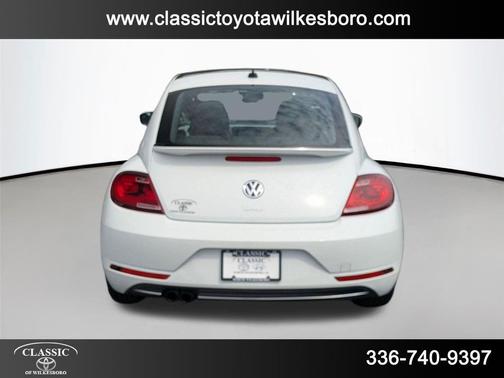 2019 Volkswagen Beetle 2.0T SE