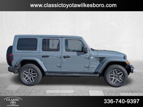 2024 Jeep Wrangler 4-Door Sahara 4x4