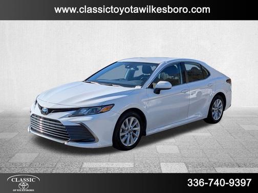 2022 Toyota Camry LE