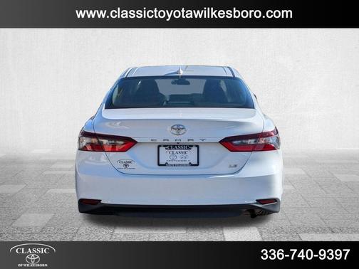 2022 Toyota Camry LE