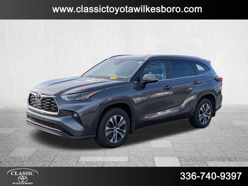 2023 Toyota Highlander XLE