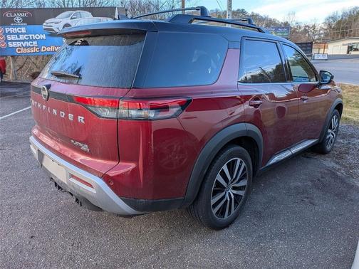 2023 Nissan Pathfinder Platinum 4WD