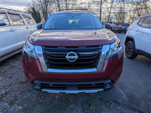 2023 Nissan Pathfinder Platinum 4WD