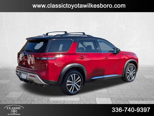 2023 Nissan Pathfinder Platinum 4WD