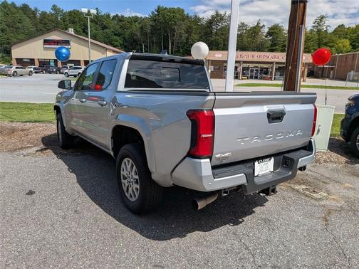 2024 Toyota Tacoma SR5