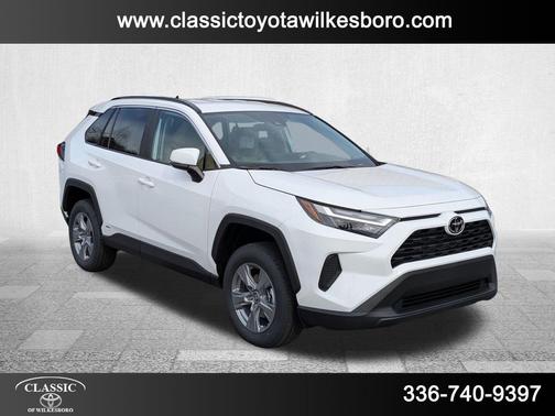 2025 Toyota RAV4 Hybrid LE