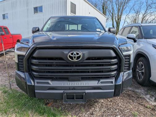 2022 Toyota Tundra SR