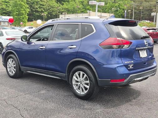 Caspian Blue Metallic 2020 Nissan Rogue SV