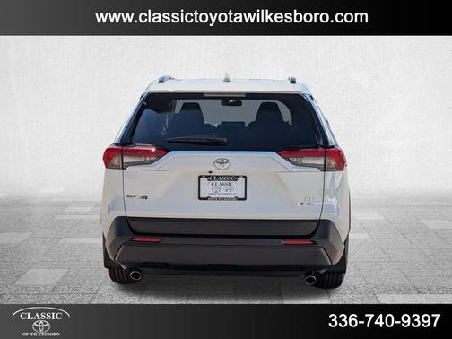 2025 Toyota RAV4 Hybrid SE