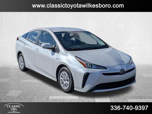 2022 Toyota Prius L