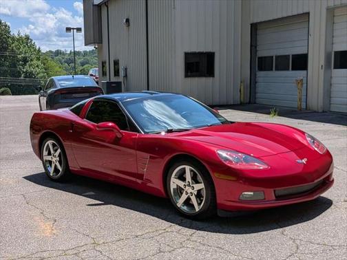 2005 Chevrolet Corvette Base