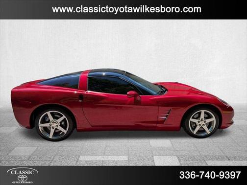 2005 Chevrolet Corvette Base