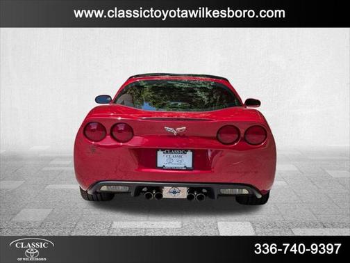 2005 Chevrolet Corvette Base