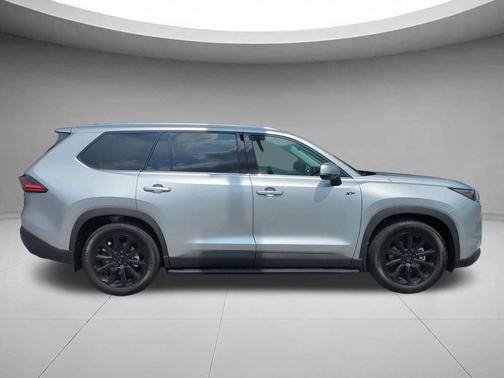 Celestial Silver Metallic 2026 Toyota Grand Highlander XLE