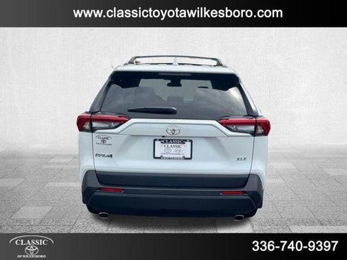 2025 Toyota RAV4 XLE Premium