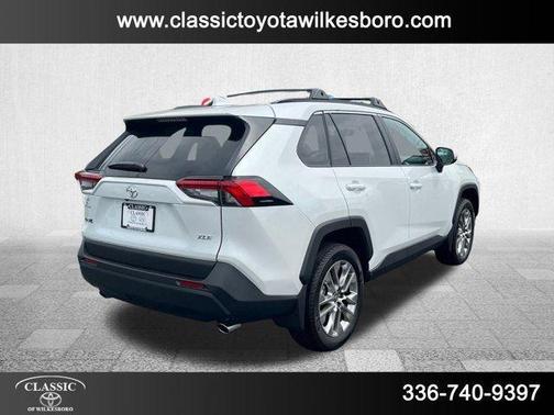 2025 Toyota RAV4 XLE Premium