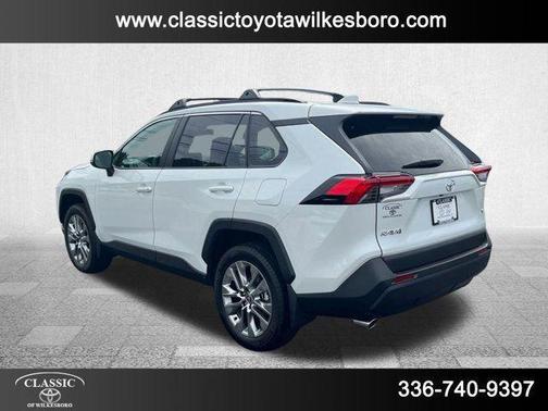 2025 Toyota RAV4 XLE Premium