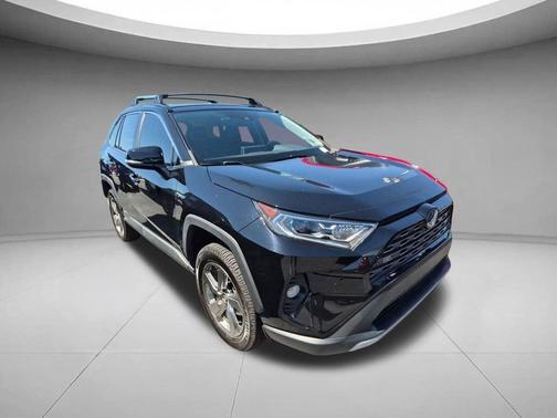 Midnight Black Metallic 2020 Toyota RAV4 Hybrid SE