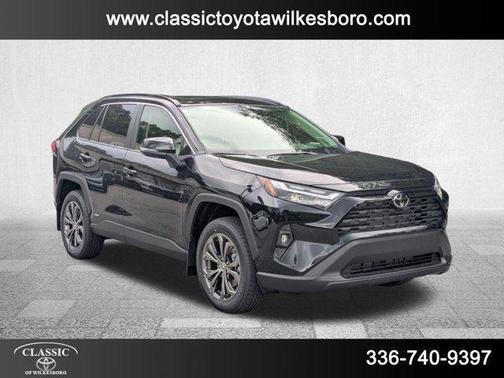 2025 Toyota RAV4 Hybrid XLE Premium