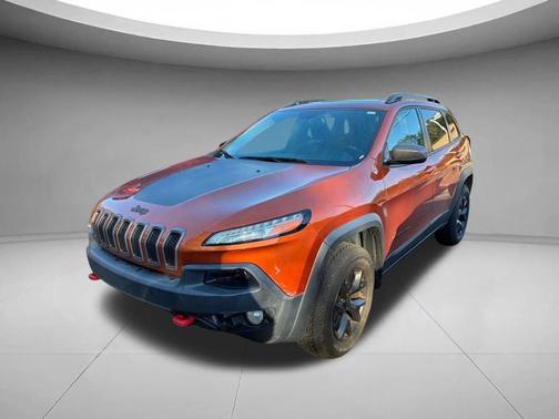 Mango Tango Pearlcoat 2016 Jeep Cherokee Trailhawk