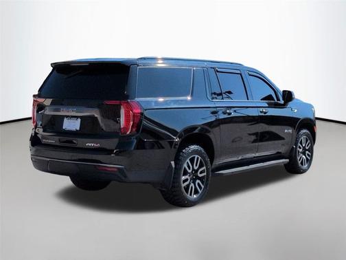 2021 GMC Yukon XL 4WD AT4