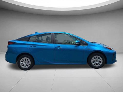 Electric Storm Blue 2020 Toyota Prius XLE