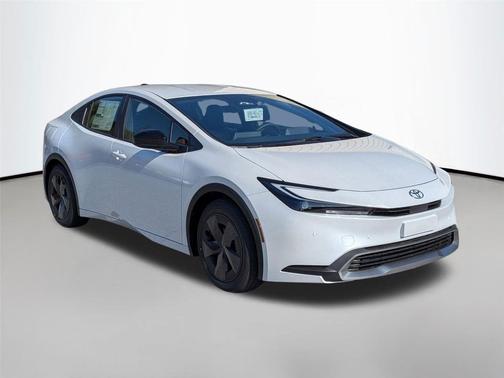 2026 Toyota Prius Plug-In Hybrid SE