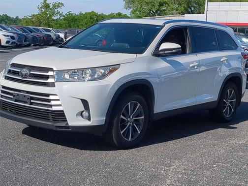 Blizzard Pearl 2019 Toyota Highlander XLE