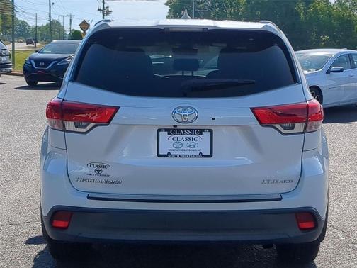 Blizzard Pearl 2019 Toyota Highlander XLE