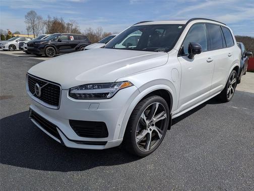 2020 Volvo XC90 Hybrid T8 R-Design 7 Passenger
