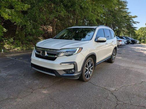 2019 Honda Pilot Touring 8-Passenger