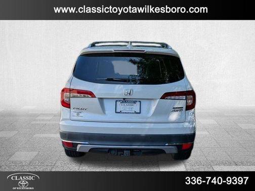 2019 Honda Pilot Touring 8-Passenger