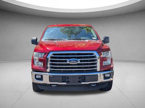Ruby Red Metallic Tinted Clearcoat 2015 Ford F-150 XLT