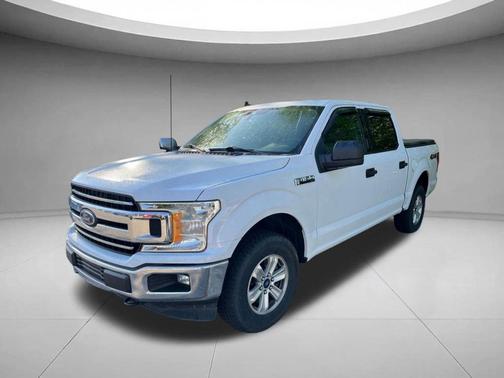 Oxford White 2019 Ford F-150 XLT