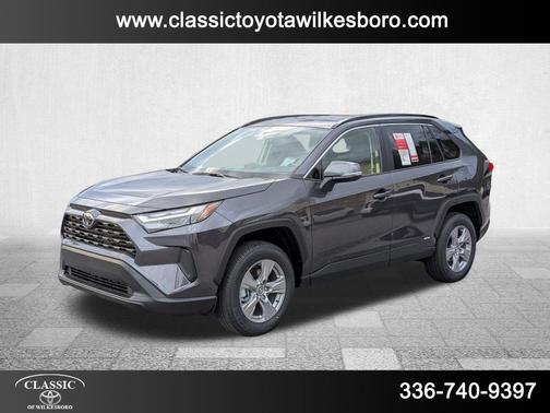 2025 Toyota RAV4 Hybrid XLE