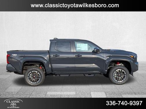 2025 Toyota Tacoma Hybrid TRD Sport