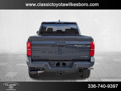 2025 Toyota Tacoma Hybrid TRD Sport