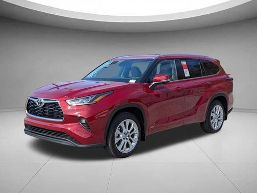 Ruby Flare Pearl 2026 Toyota Highlander Hybrid Limited