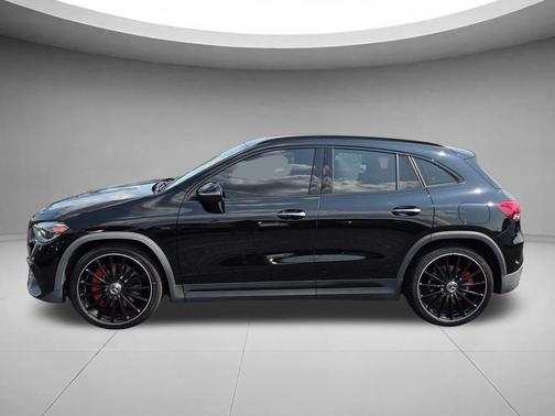 Night Black 2022 Mercedes-Benz AMG GLA 45 Base 4MATIC