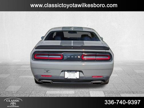 2017 Dodge Challenger SXT