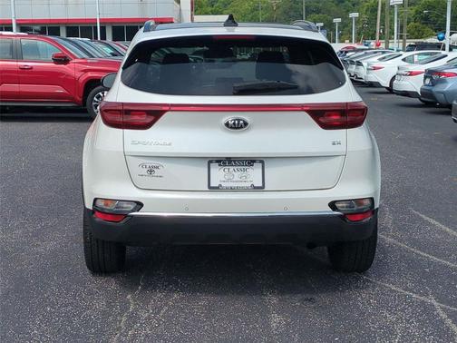 Snow White Pearl 2022 Kia Sportage EX