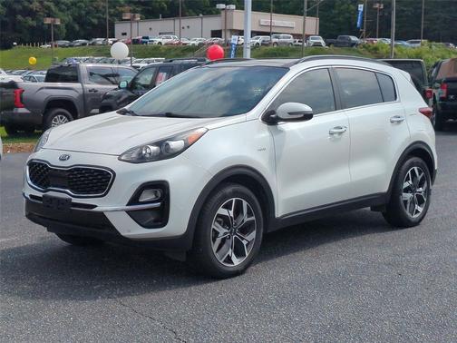 Snow White Pearl 2022 Kia Sportage EX