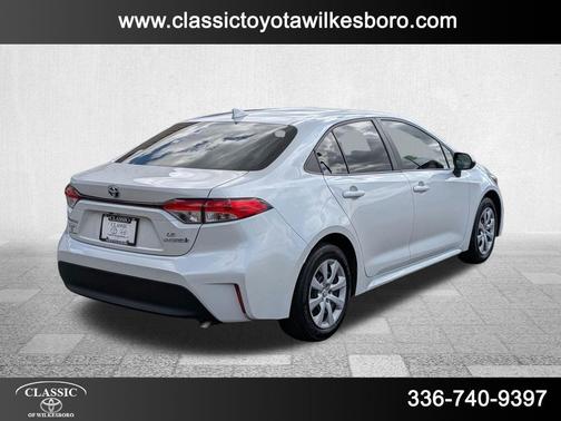 2024 Toyota Corolla Hybrid LE