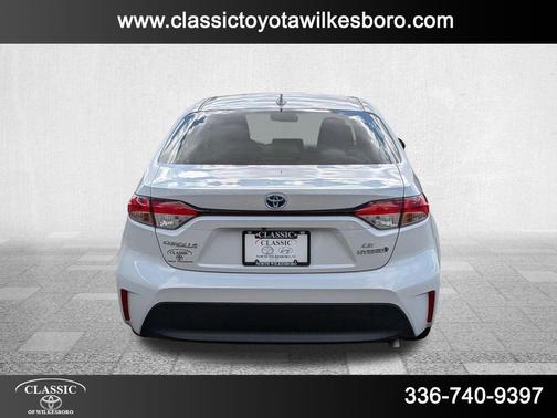 2024 Toyota Corolla Hybrid LE
