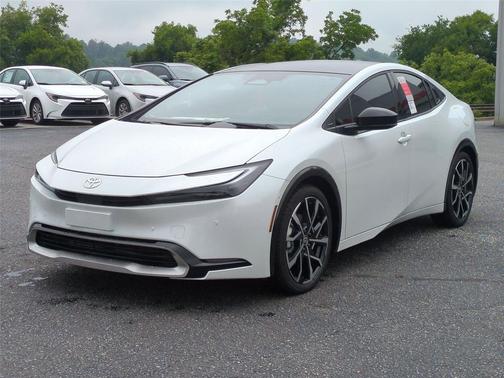 Wind Chill Pearl 2026 Toyota Prius Plug-In Hybrid XSE Premium
