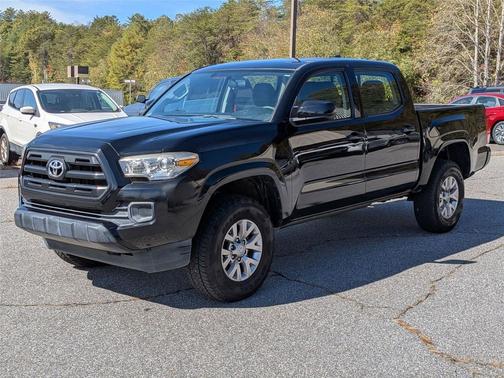 2017 Toyota Tacoma SR