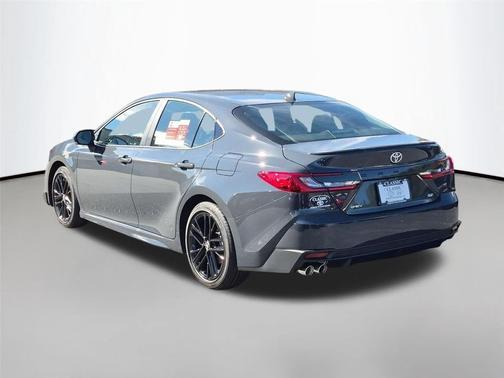 Underground 2026 Toyota Camry SE